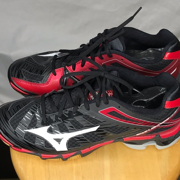 mizuno wave lightning rx3 men